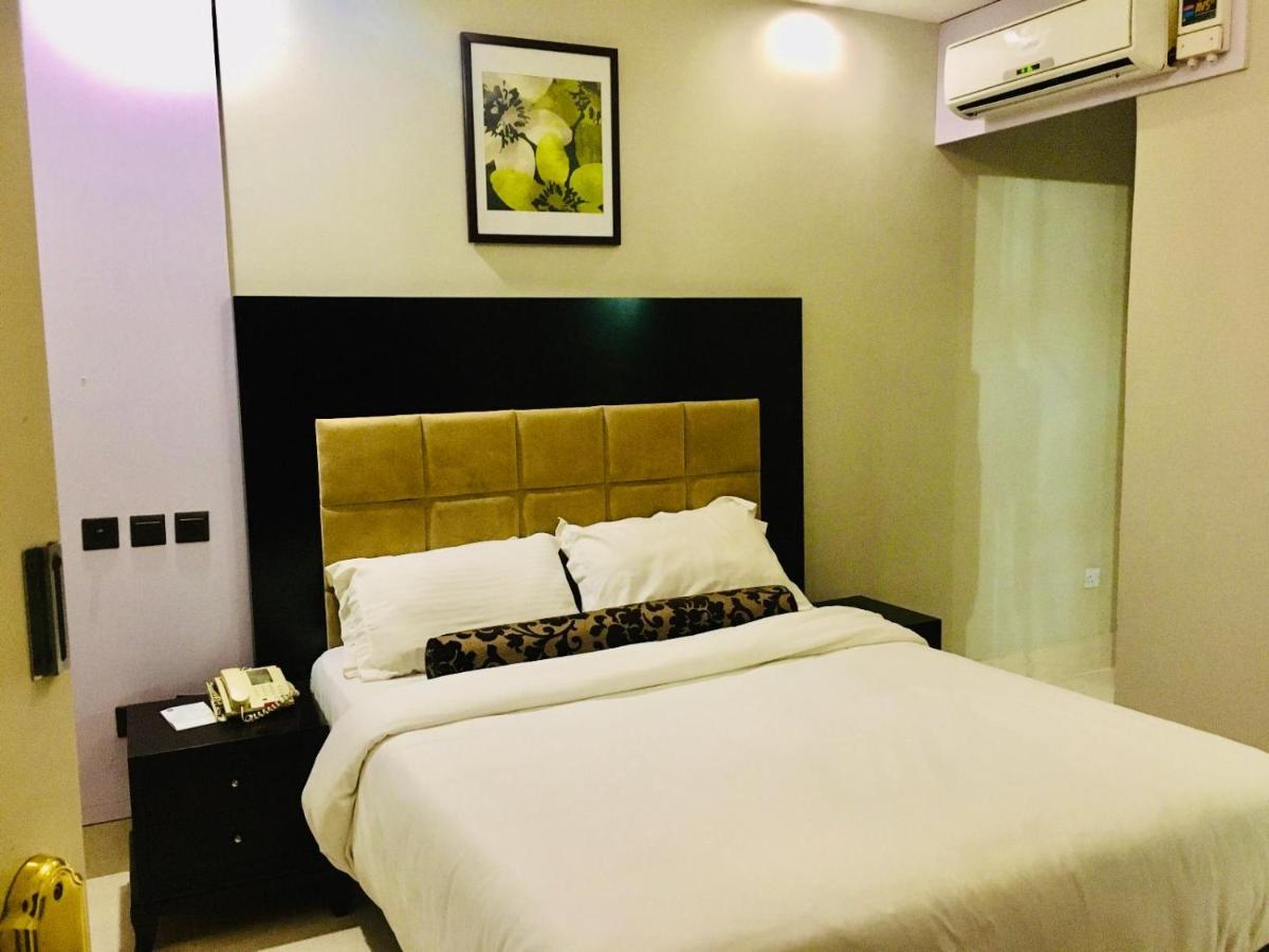 BW Starfire Hotel Ikeja Eksteriør bilde