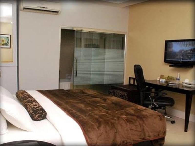 BW Starfire Hotel Ikeja Eksteriør bilde